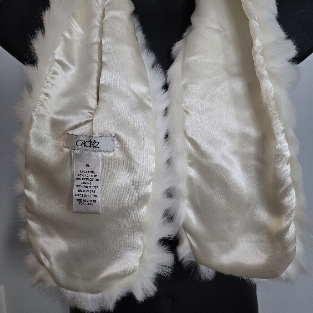 Cache Faux Fur Short Old Money Scarf - Picture 3 of 6